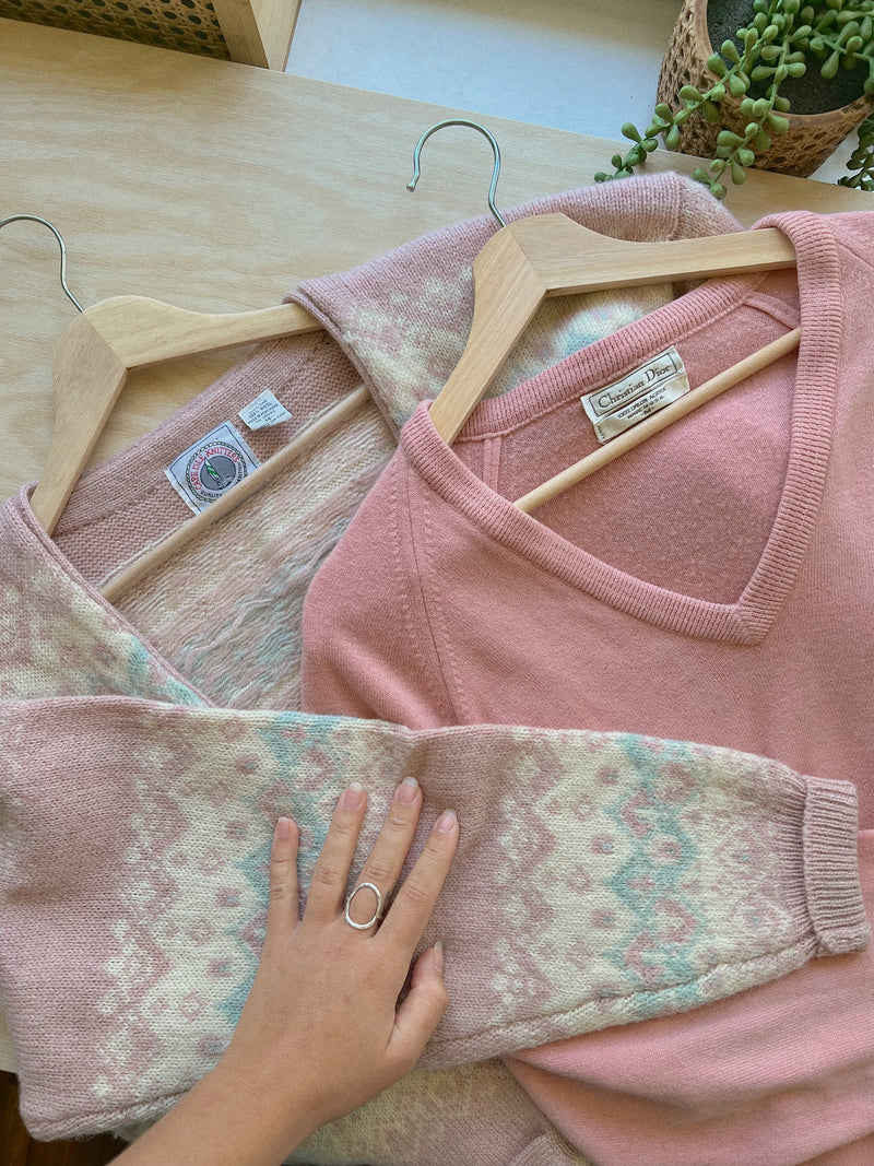 Vintage 〰️ Christian Dior Baby Pink Sweater (M)