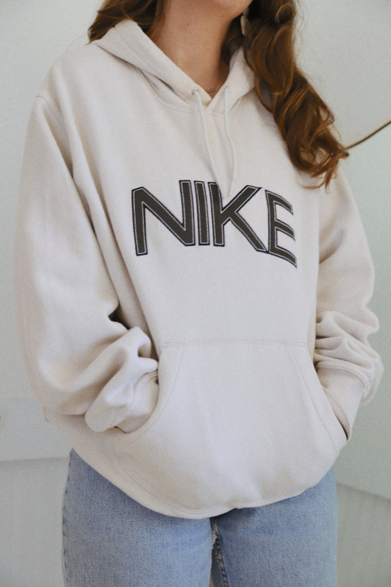 Vintage 〰️ 1990’s Nike Hoodie (L)