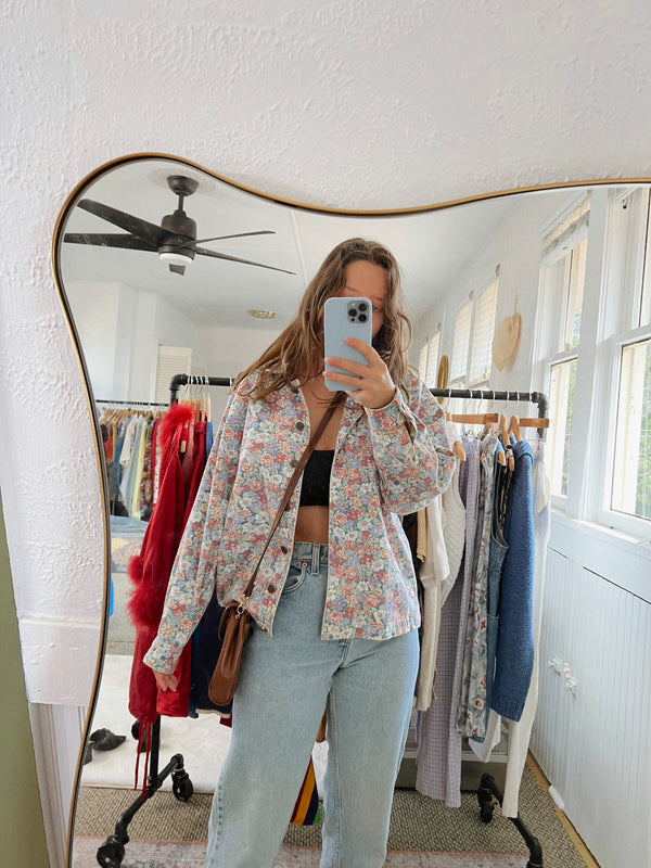 Vintage 〰️ 1980s Floral Denim Jacket (S)