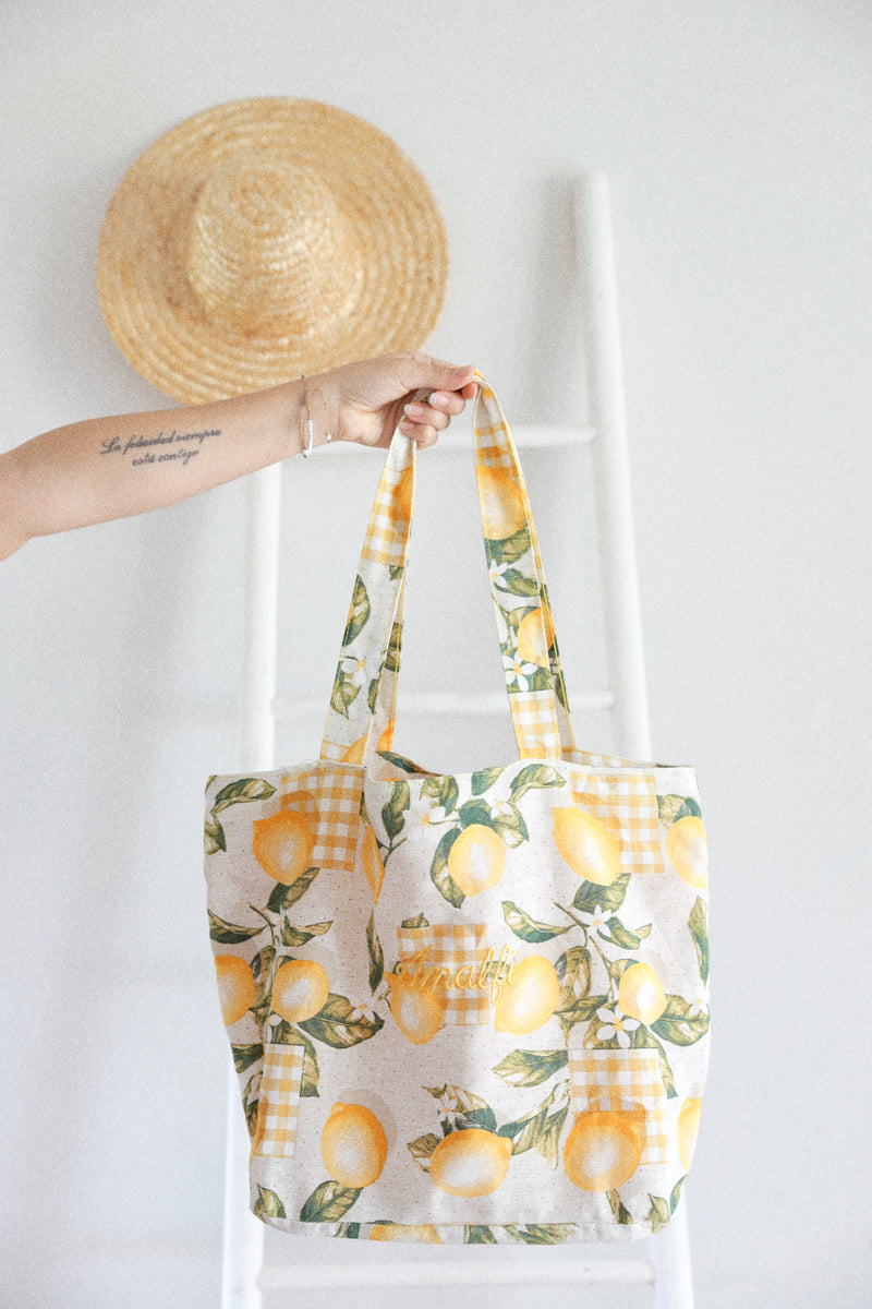 Vintage 〰️ Amalfi Lemon’s Tote