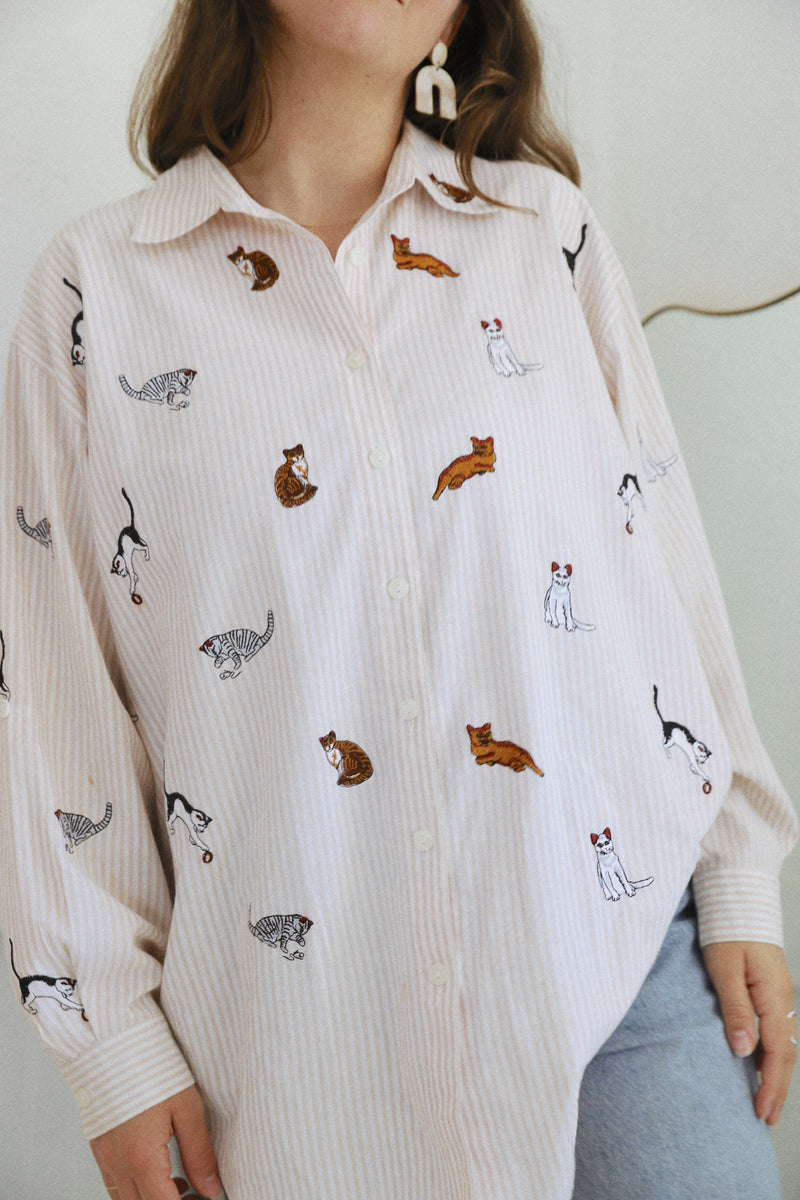 Vintage 〰️ The Cat Shirt (XL)