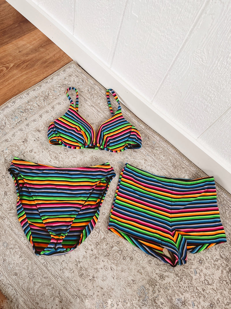 Vintage • Rainbow 3 Piece Bikini Set (M)