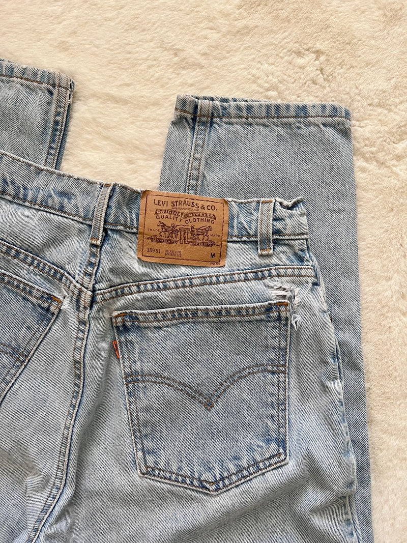 Vintage Levi’s • 951's Light Wash (30)