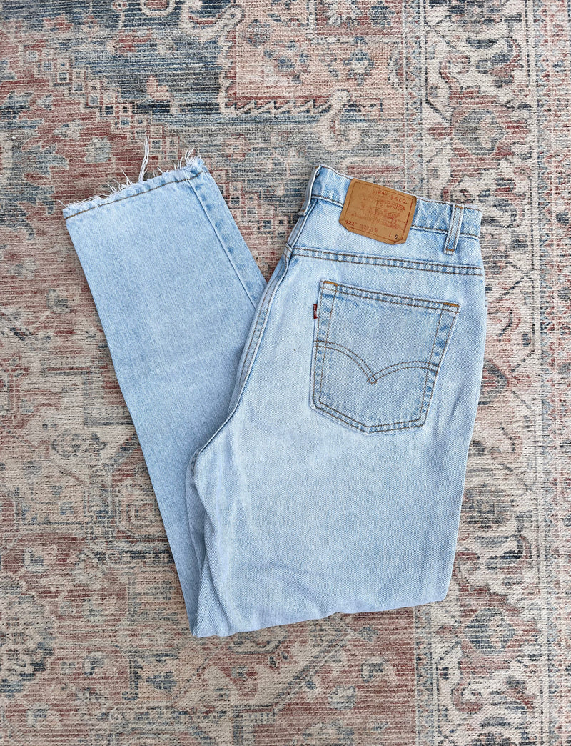 Vintage Levi’s • 521's Light Wash (31)