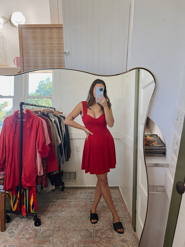 Vintage 〰️ 1986 Red Mini Dress (S)