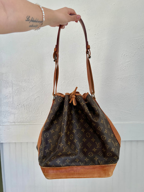 Vintage Louis Vuitton 〰️ 87’ Noe Drawstring Bucket Bag