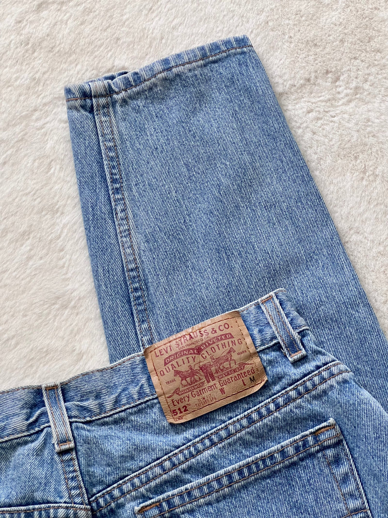 Vintage Levi’s • 512's Medium Wash (31)