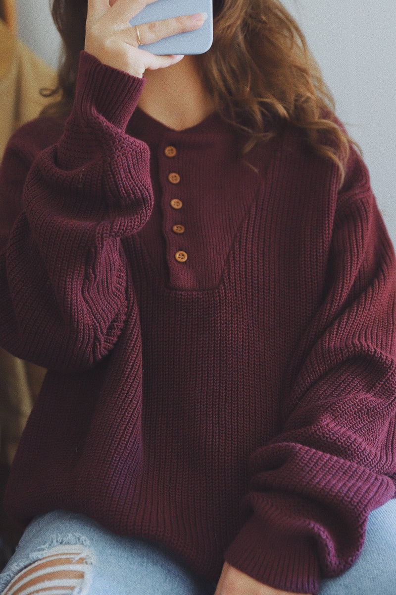 Vintage 〰️ Maroon Chunky Knit Henley (L)