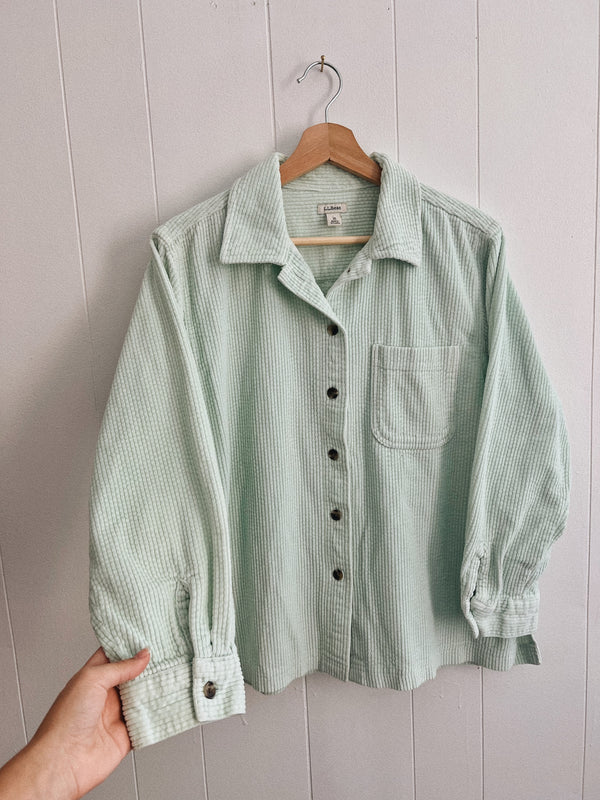 Vintage 〰️ LL Bean Mint Corduroy (M)