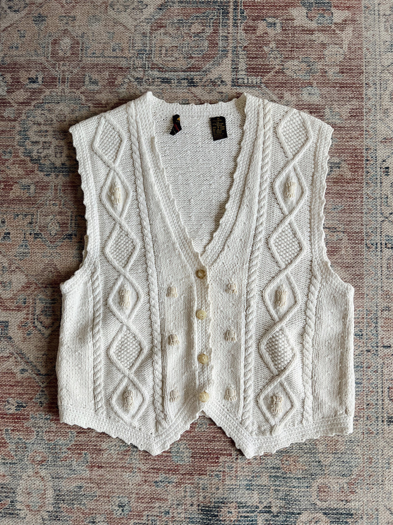 Vintage • Cream Knit Sweater Vest (M)