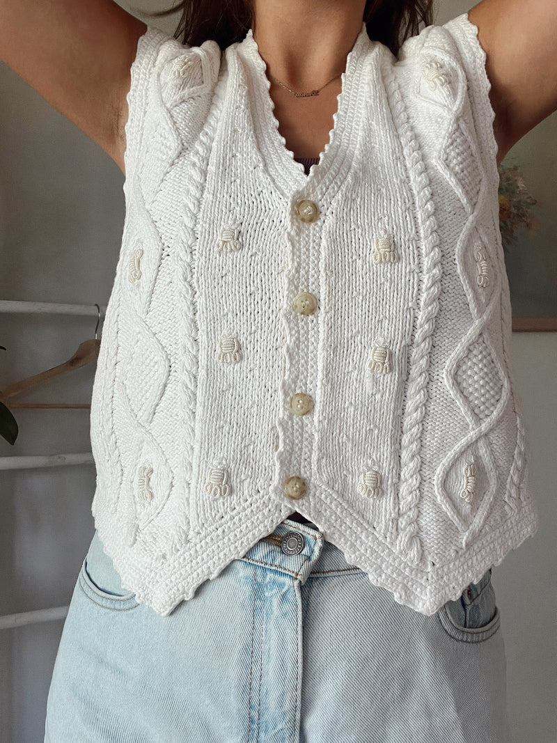 Vintage • Cream Knit Sweater Vest (M)