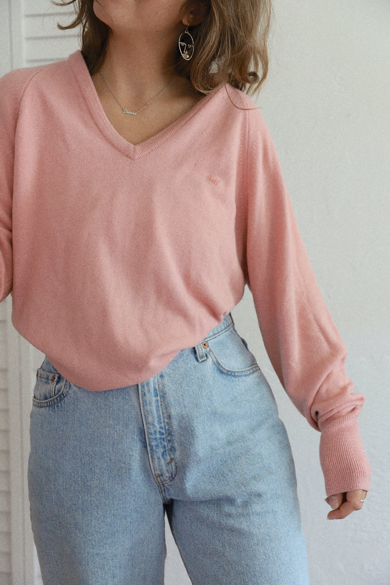 Vintage 〰️ Christian Dior Baby Pink Sweater (M)