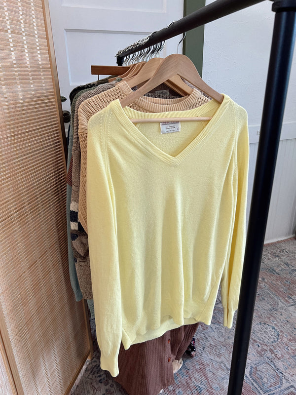 Vintage 〰️ Lemon Sweater (L)