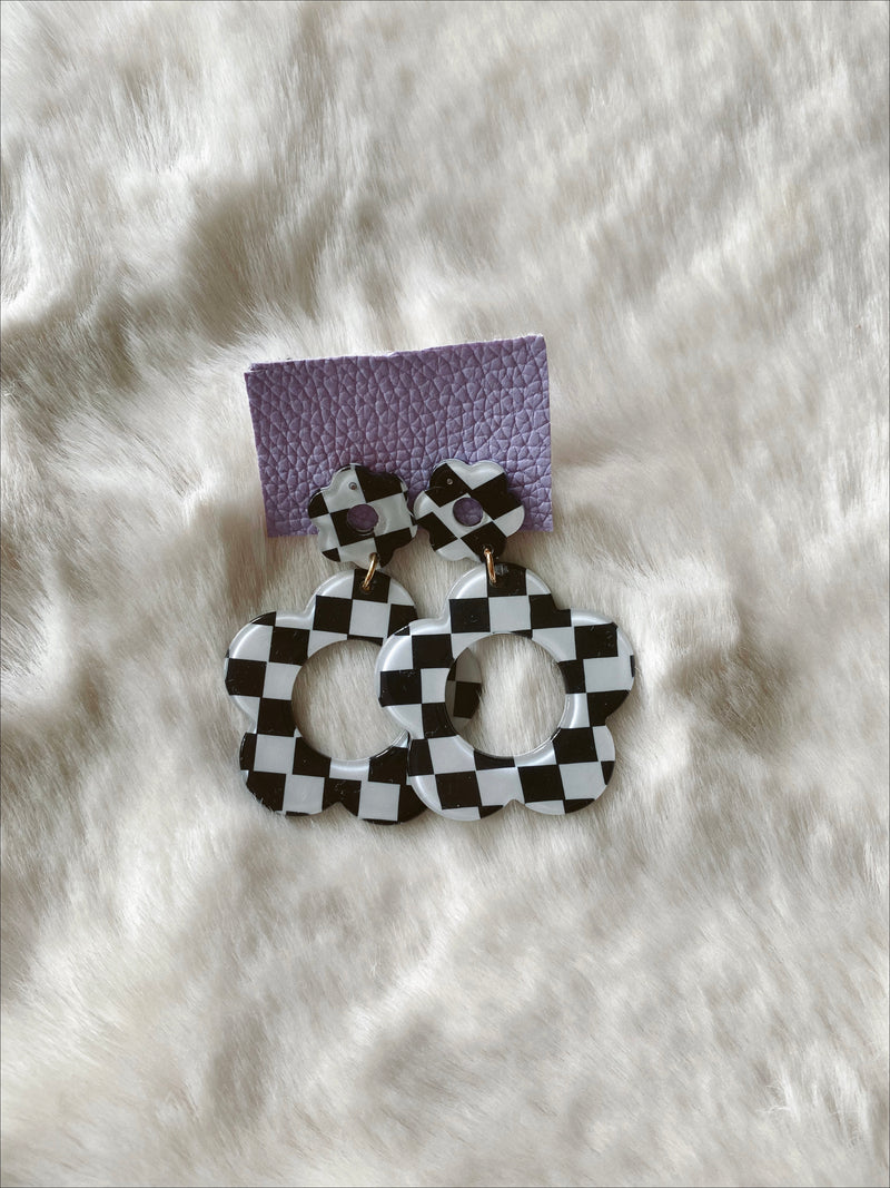 Checkered Daisy Earrings